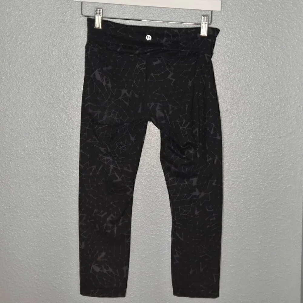 Lululemon Wunder Under Crop II *Full-On Luon (Roll Down) - 6 Star Crushed Coal